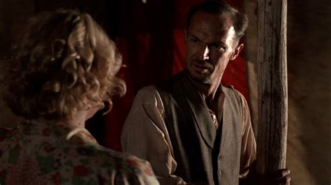 [자막] Carnivale.S01E06.Pick.a.Number.720p.WEB .